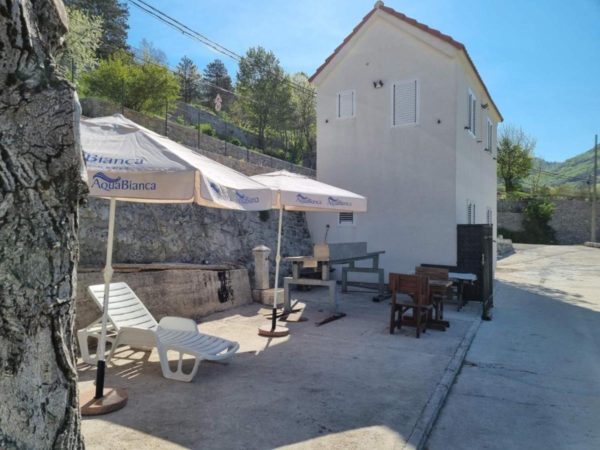 Porto Njegusi A1 Lägenhet Cetinje Exteriör bild